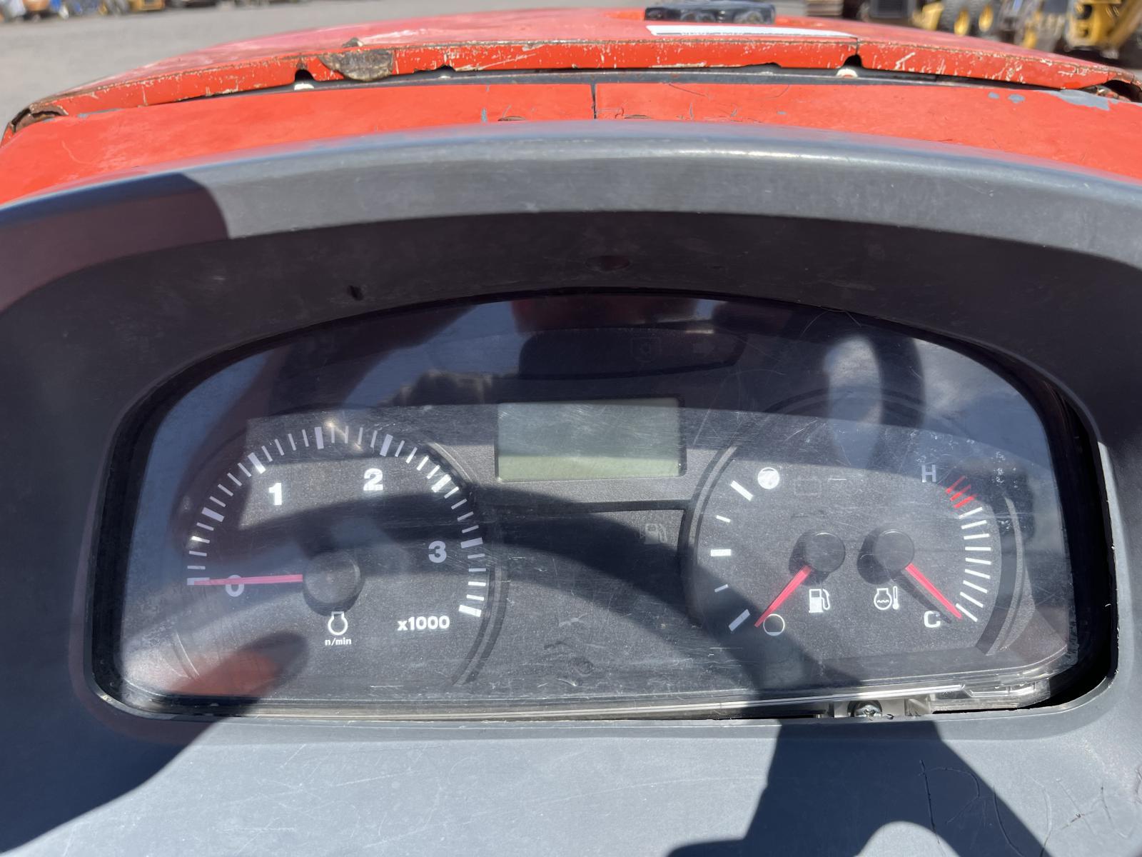 ./imagenes/INVOICE/2019/17754/KUBOTA-M5640SU (8).JPG